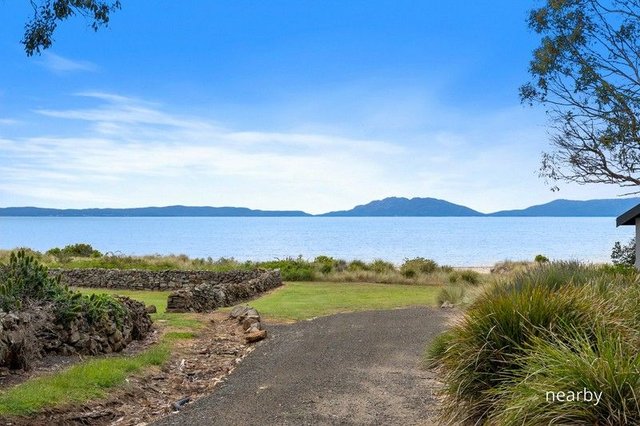 Cottage 4/12990 Tasman Highway, TAS 7190