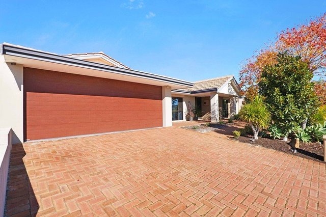 25 McCaskill Way, WA 6062