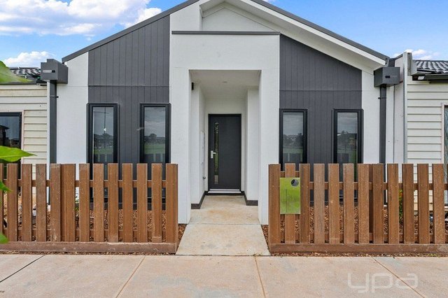 6 Attar Road, VIC 3335