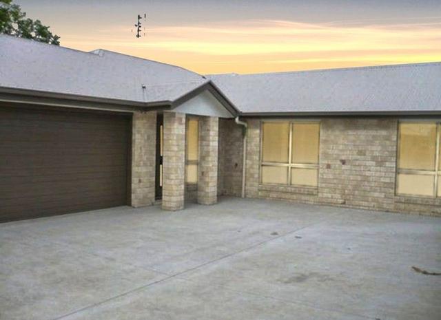2/27 Price, QLD 4413