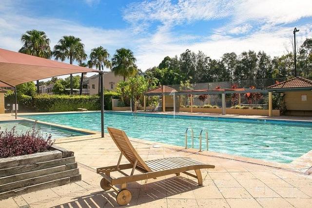 302/4 Wentworth Drive, NSW 2138