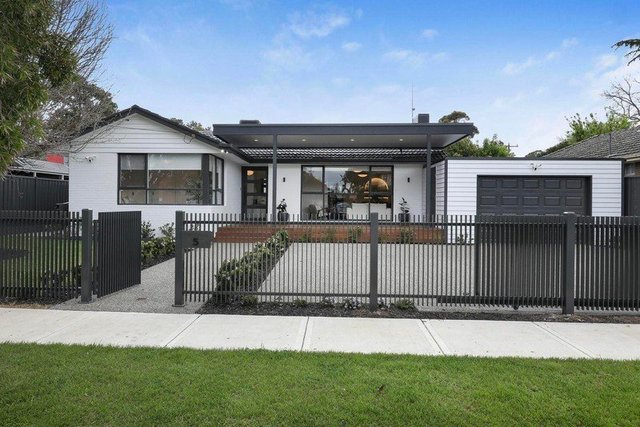 5 Mercedes Street, VIC 3036