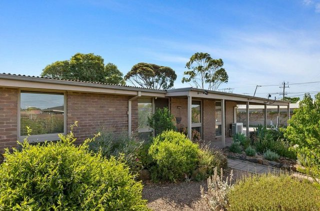 2 Melview Drive, VIC 3024