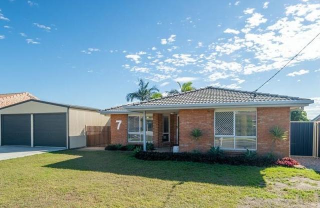 7 Town Court, QLD 4124