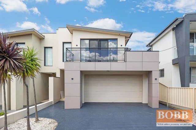 18 Bouvardia Street, NSW 2196