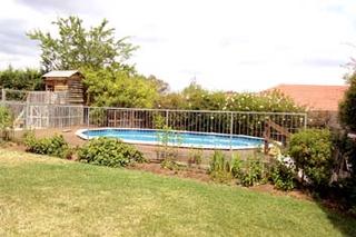 Backyard to pool 