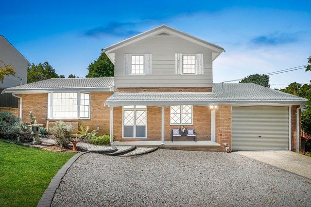 17 Jindabyne Avenue, NSW 2153