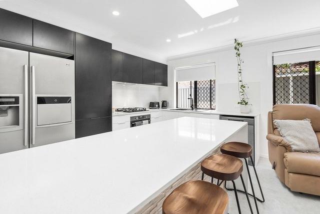 1/10 Mollys Place, QLD 4223