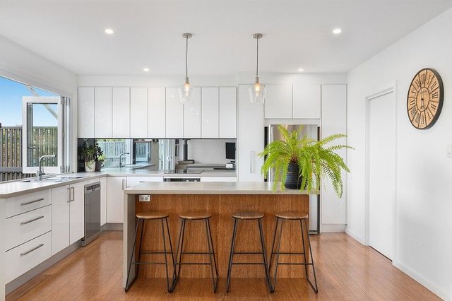 24 Helvetia Avenue, NSW 2081