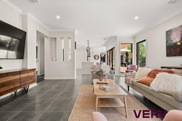 4 McGowan Crescent, NSW 2620