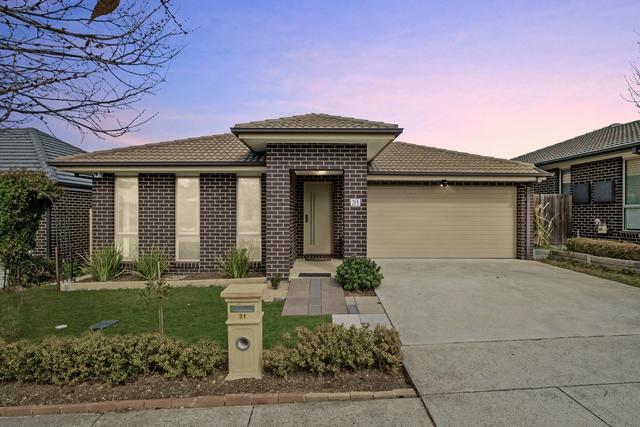 31 Essie Coffey Street, ACT 2914