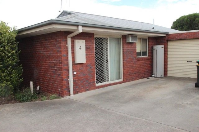 4/8 Waratah  Court, VIC 3644