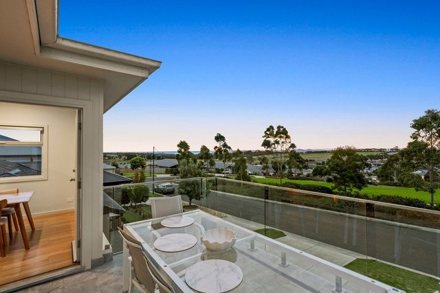 8 Cinque Terrace, VIC 3222