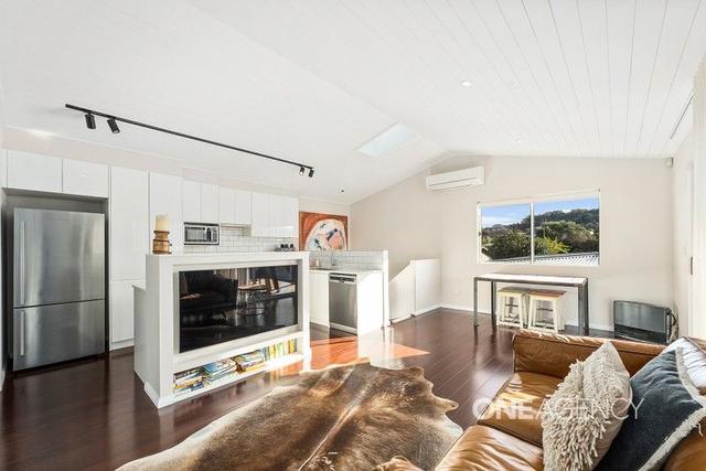 2/27 West Street, NSW 2500