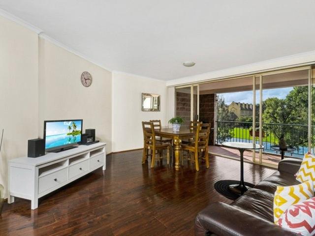 8/1-3 Thomas Street, NSW 2077