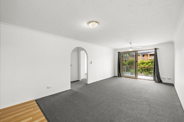 4/4 Allara Avenue, QLD 4221