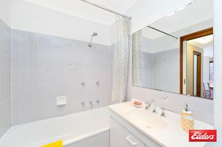 Bathroom (2015-12-02)