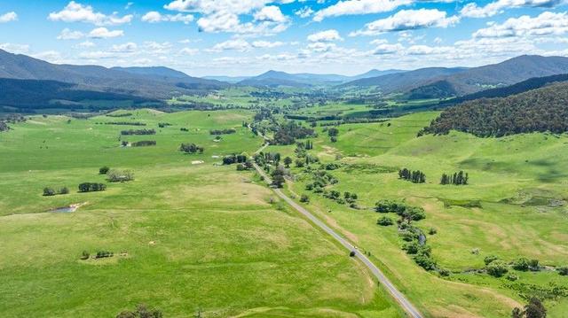 'Grassmere'/2485 Tallangatta Creek Rd, VIC 3701