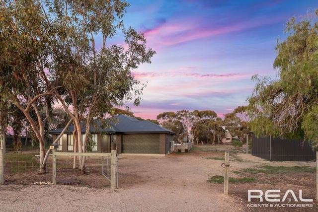 27 East Street, SA 5550