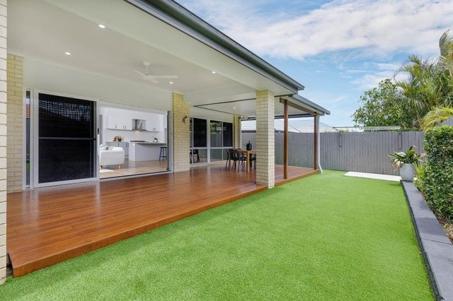 69 Sears Parade, QLD 4509