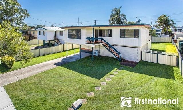 8 Lions Crescent, QLD 4021
