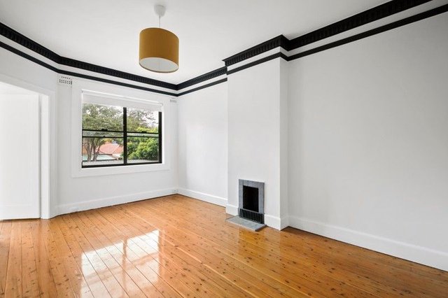 8/28 Victoria  Parade, NSW 2095