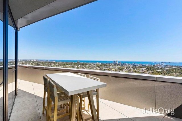 2006/259 Normanby Road, VIC 3205