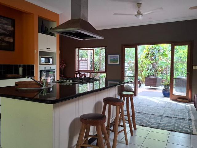 14-16 Pelizzari Close, QLD 4870
