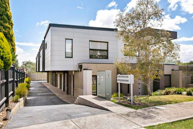 2/7 Elstone Court, VIC 3042