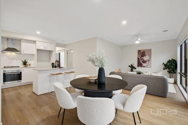 22 Donnington Walk, VIC 3335