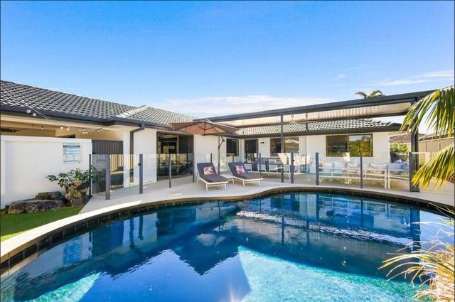 8 Tartan Court, QLD 4218