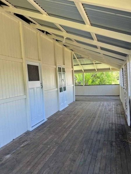 72 Queen Street, QLD 4625