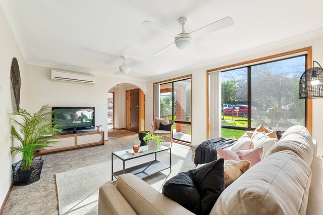 12 Mirrabooka Avenue, NSW 2537