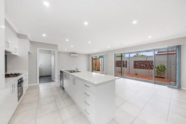 22b Bruce  Street, VIC 3215