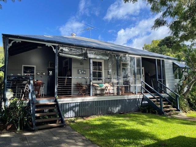 2 O'Connell Parade, QLD 4160