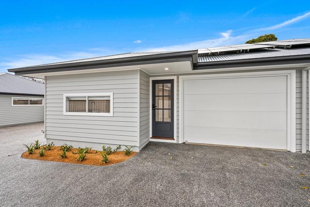 2/4 Calderwood Road, NSW 2527