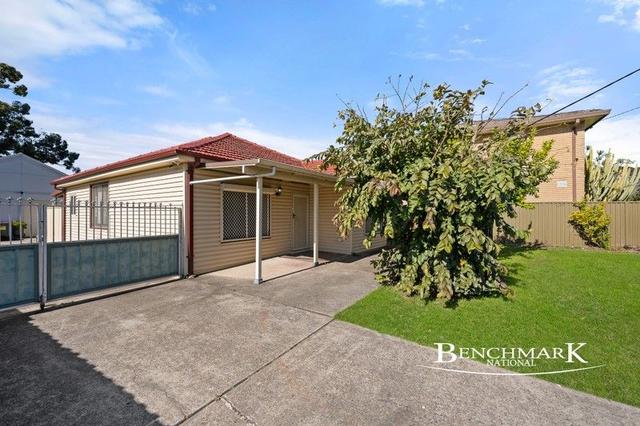 152 Heathcote Rd, NSW 2170