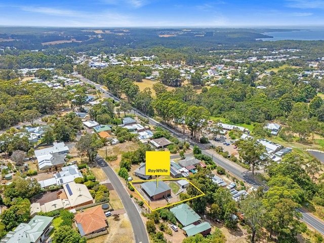 11 Christina Crescent, WA 6333