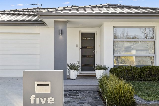 5 Munjuwa Street, ACT 2913