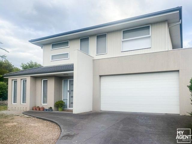 8 Houghton Ct, VIC 3064