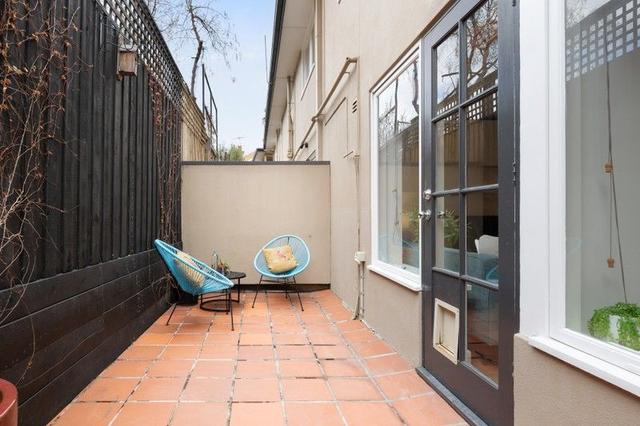 9/2 Emilton Avenue, VIC 3182