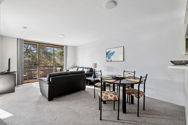 214/10 Currie Crescent, ACT 2603