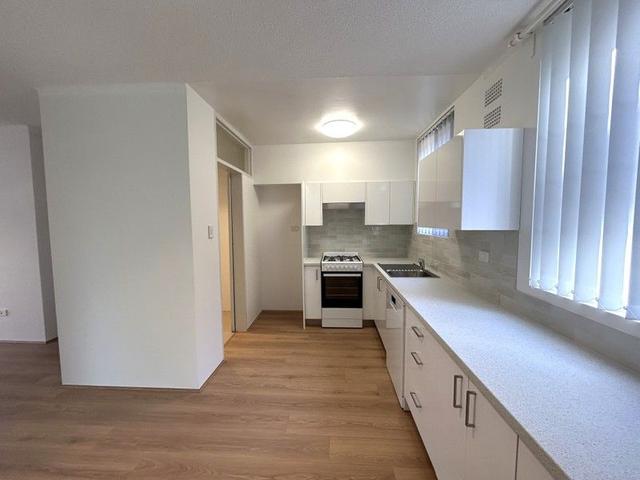 8/38C Ewart Street, NSW 2204