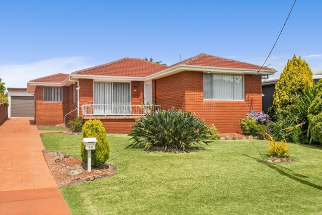 17 Roberts Avenue, NSW 2528
