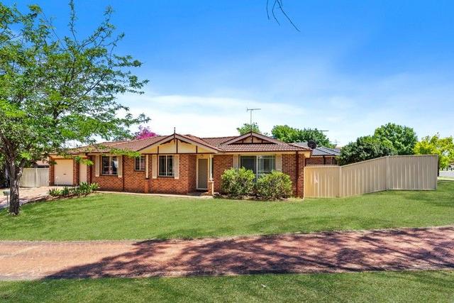 13 Blaxcell Place, NSW 2567