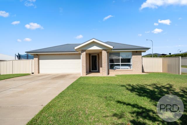 1 Peppin Way, NSW 2650