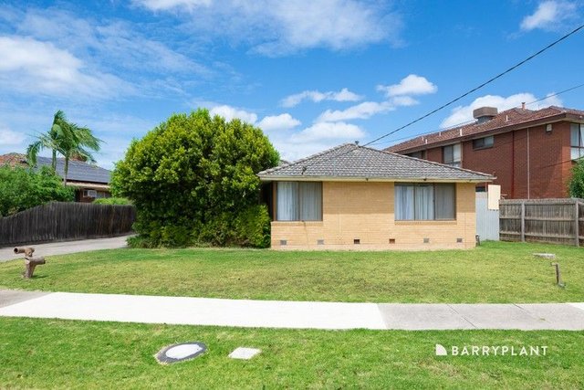 15 Clifton  Grove, VIC 3075