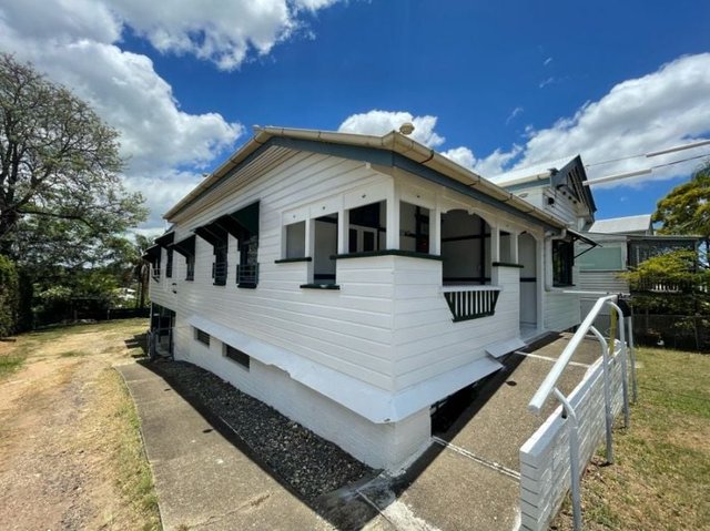 22 Yarraman Street, QLD 4030