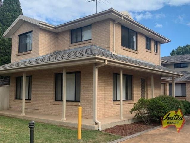 1/94 Saddington Street, NSW 2760