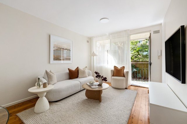 2/64A Cambridge Street, NSW 2048